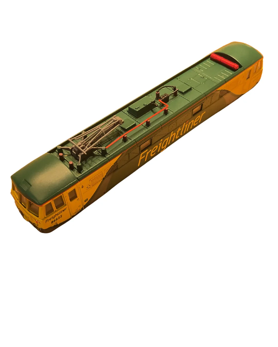 2D-026-DBS05 N gauge spares CLASS 86 - DECORATED BODY SHELL86622FLP- R