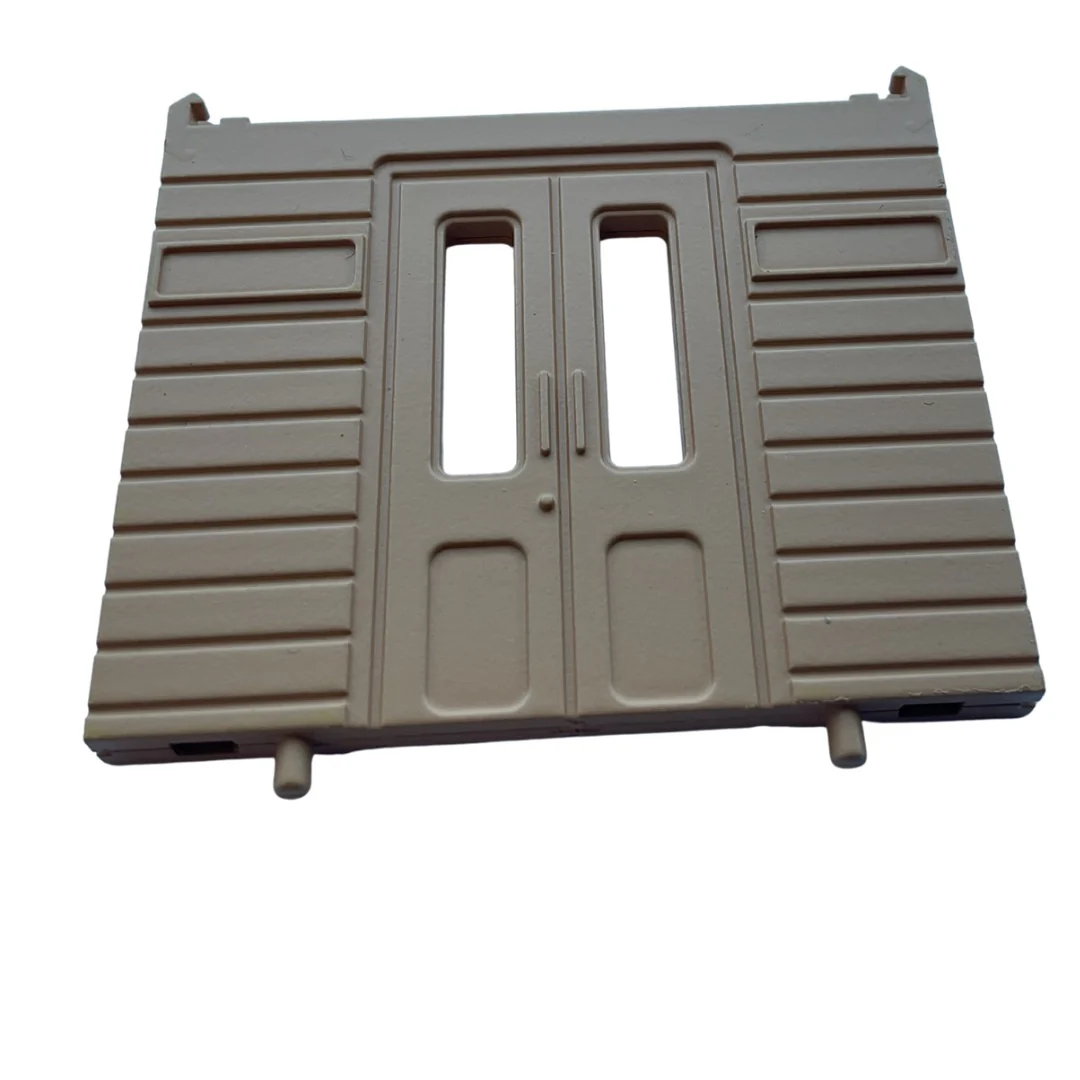 7P-004-SPLD 0 gauge spares Autocoach saloon partion large doors -R
